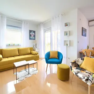  Apartment Noel